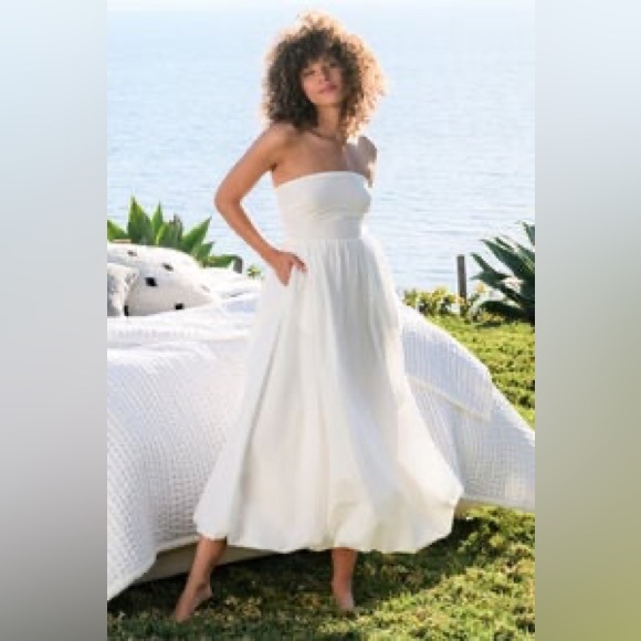 NWT Altar’d State White Midi‎ Dress